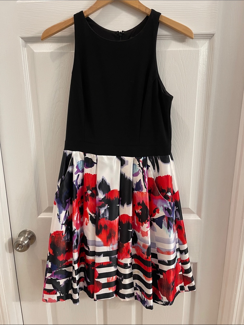 Betsy & Adam Black Bodice Floral Print Party Dress